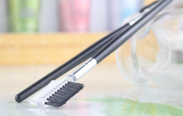 Eyebrow Beauty Brush Sale